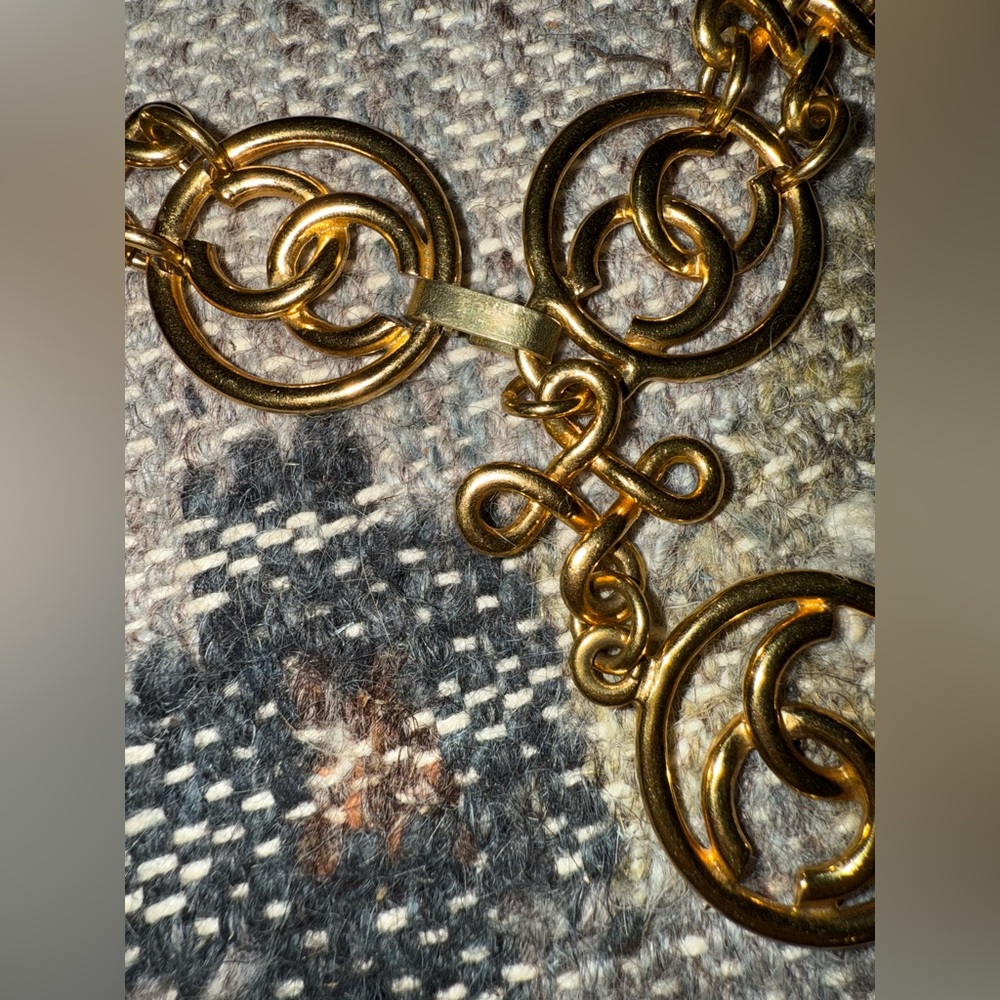 RARE Chanel Gold CC Link Belt Vintage - Picture 4 of 13